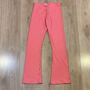 💙 NWT Coral Flared Leggings 💙